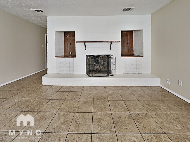 Building Photo - 4435 Algernon Dr