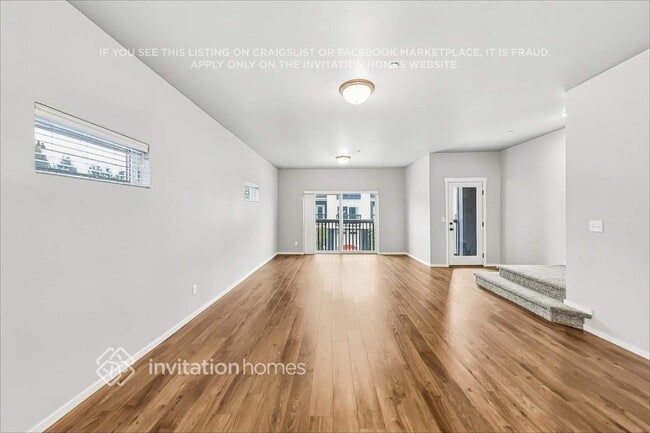 Building Photo - 6513 47th Ave NE