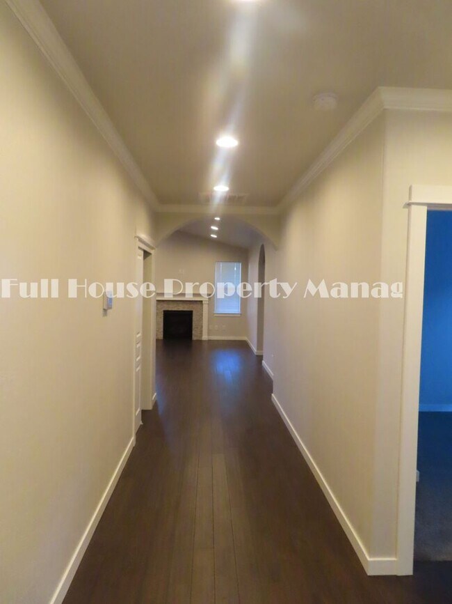 Building Photo - 3 br, 2 bath House - 727 Argon Ave.