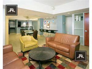Foto del edificio - 2 bedroom in Brookline MA 02446