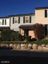 Building Photo - 3356 Burbank Dr