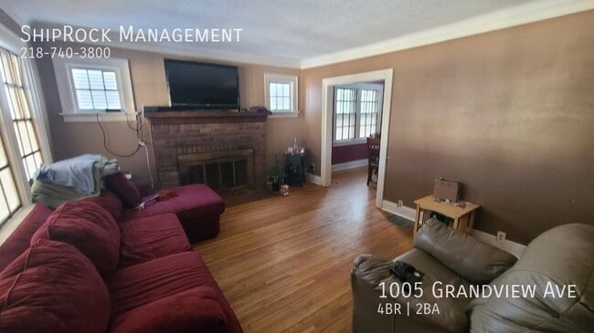 Building Photo - 1005 Grandview Ave