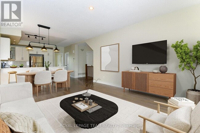 Building Photo - 200 Pembina Private