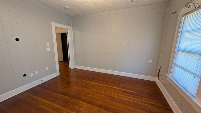 Building Photo - 1809 McGregor Ave