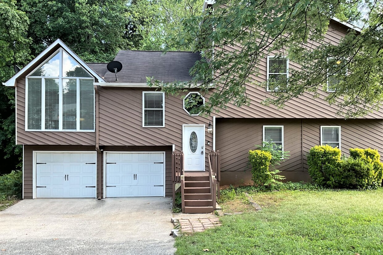 Foto principal - 2417 Broward Dr NE