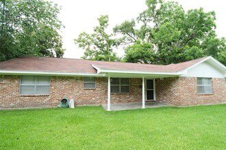 Building Photo - 6627 D S Bailey Ln