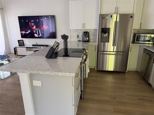 Foto del edificio - 8611 NW 51st Ct