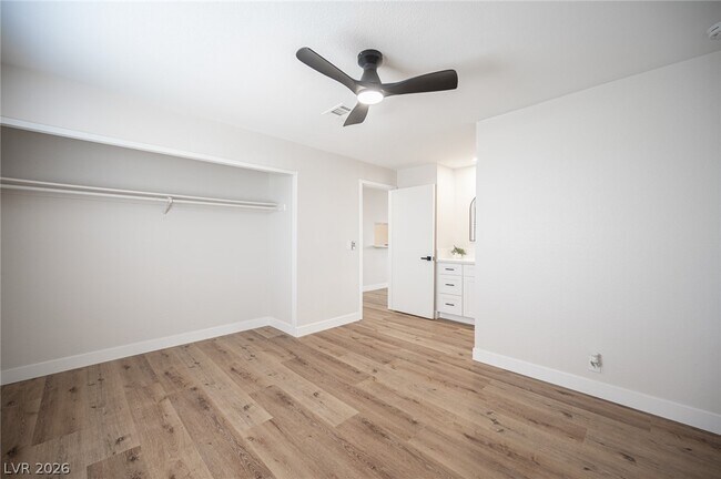 Building Photo - 3720 Snorkel Cir