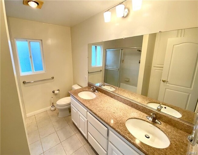 Foto del edificio - 3860 W 234th St