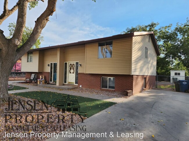 Building Photo - 3 br, 1.5 bath House - 366 North 500 West