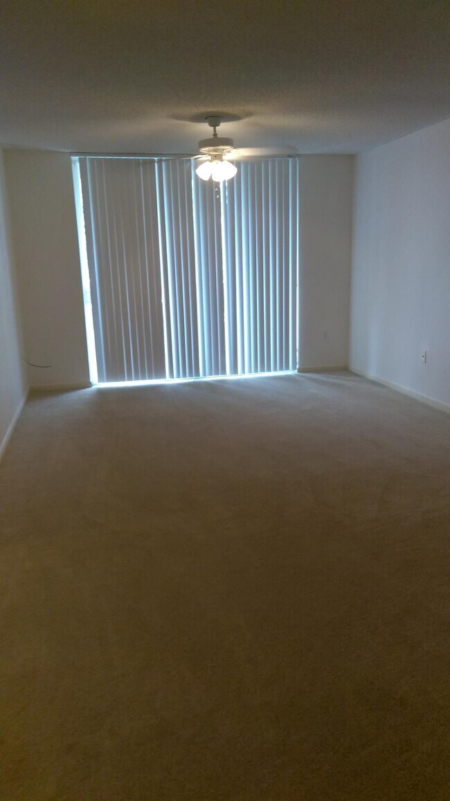 Foto del edificio - 7808  Sonoma Springs Circle 206 Lake Worth...