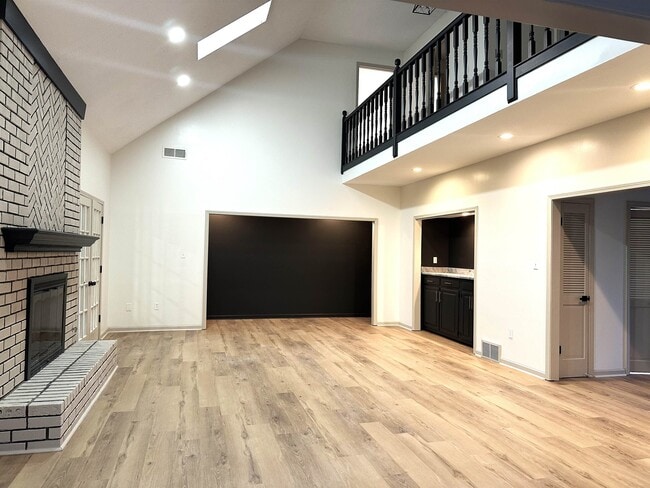 Building Photo - 6725 Kirby Trace Cove