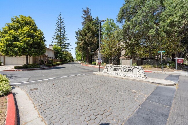 Foto del edificio - 2495 Jubilee Ln