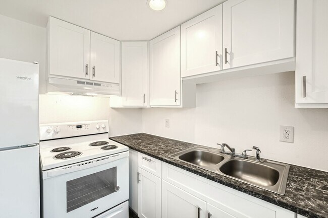 Foto del edificio - 3704 S Gunnison St