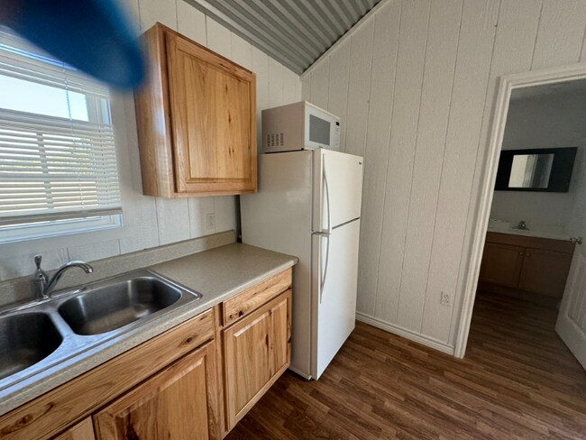 Foto del edificio - 930 County Rd 3390