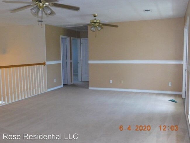 Building Photo - 4 br, 2.5 bath House - 2985 N State Hwy 16