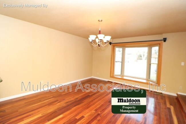 Foto del edificio - 3815 Windsong Ct