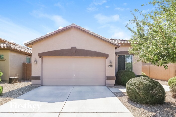 Foto principal - 9707 N 179th Dr