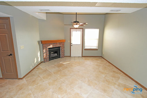 Primary Photo - 4501 Wimbledon Dr