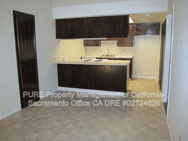 Foto del edificio - 5541 Aspenwood Ct