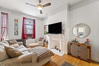 Building Photo - 1411 Washington St