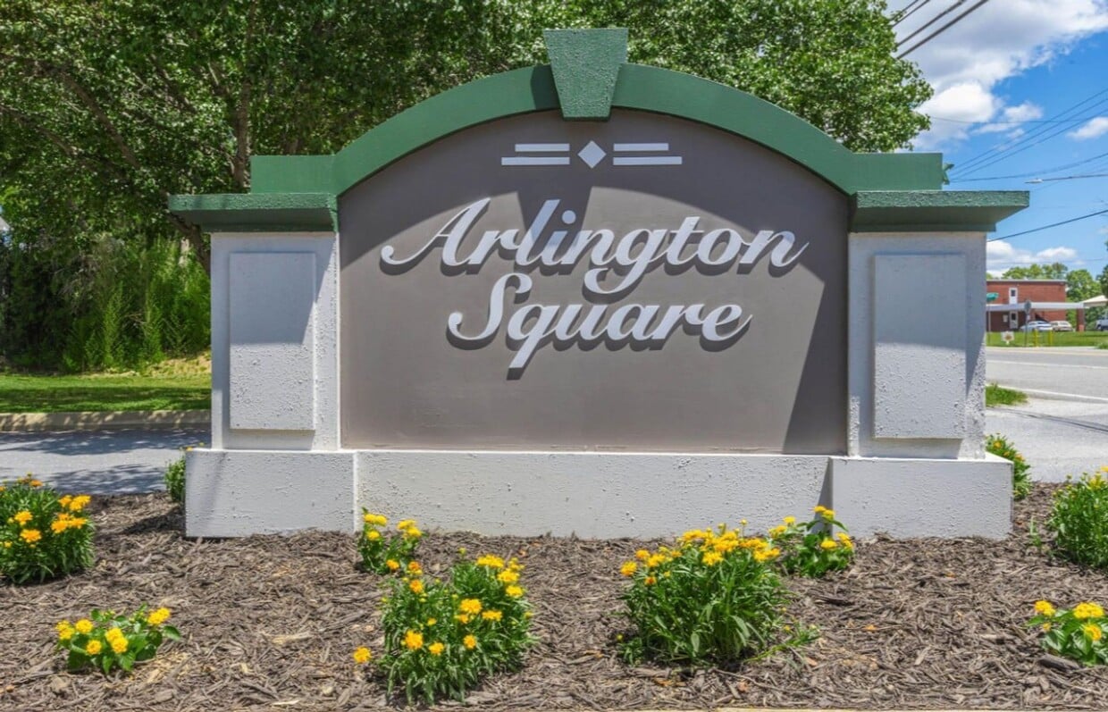 Foto principal - Fully Furnished. Fully Comfortable!