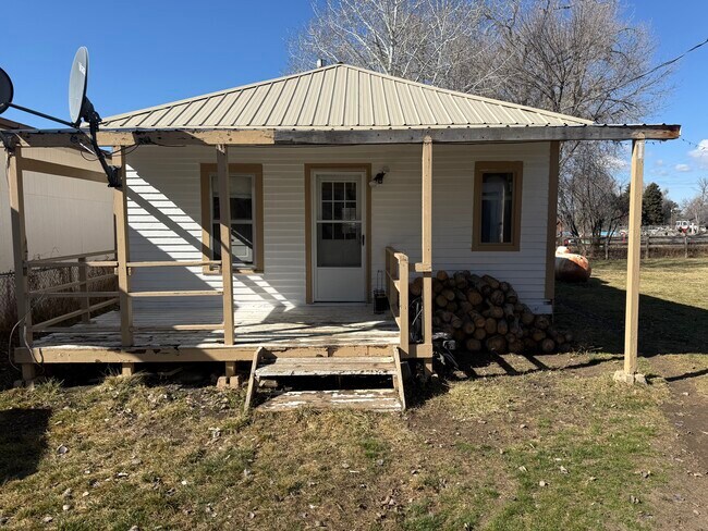 Foto del edificio - 2273 1st St W