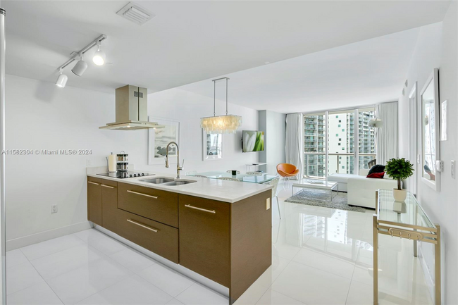 Foto del edificio - 485 Brickell Ave