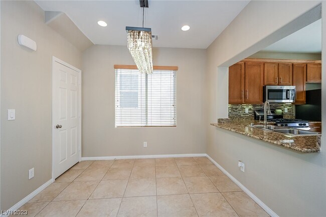 Building Photo - 10563 Longoria Garden St
