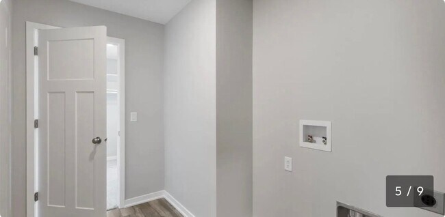 Building Photo - 7923 N 93rd St
