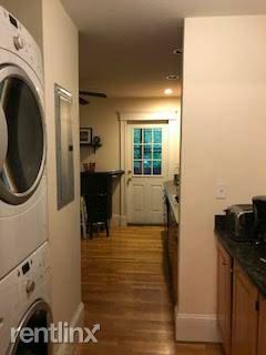 Building Photo - 33 Dickinson Rd