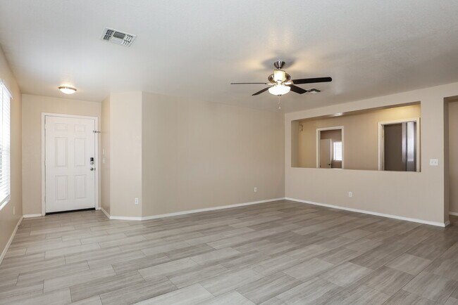 Foto del edificio - 3042 W Casino Ave