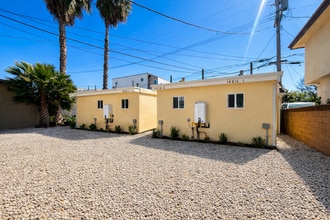 Building Photo - 14210 Sylvan St