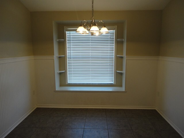 Foto del edificio - 4015 Warwick Hills Dr