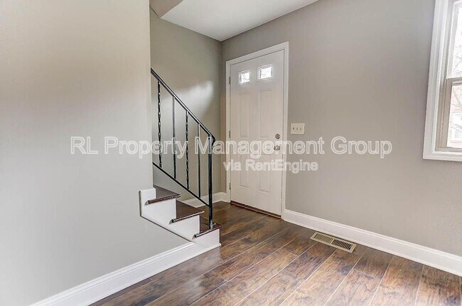 Foto del edificio - 4714 Merrifield Pl