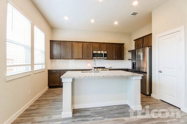 Building Photo - 22721 Terrazzo Dr