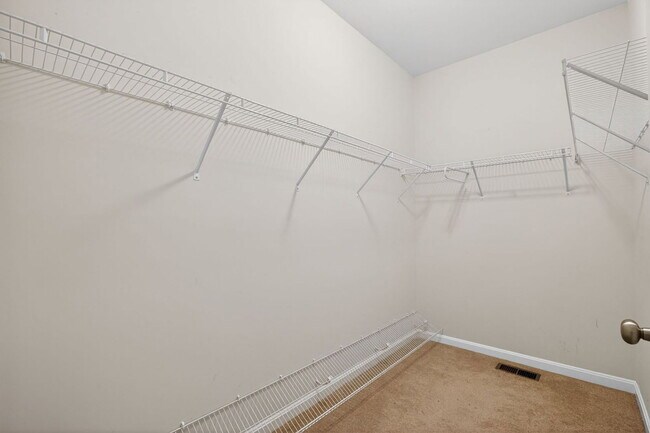 Foto del edificio - 3256 Truffle Glen Pl