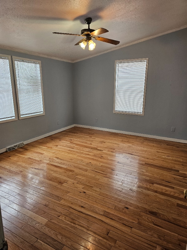 Building Photo - 1574 Armstrong Rd