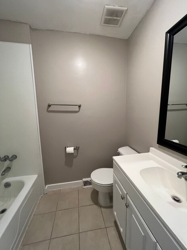 Foto del edificio - Available Now 3 bedroom 2 bathroom 1 car garage!