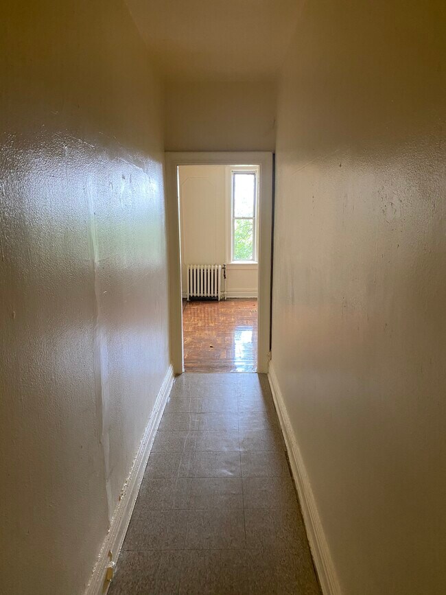 Foto del edificio - 135 Belmont Ave