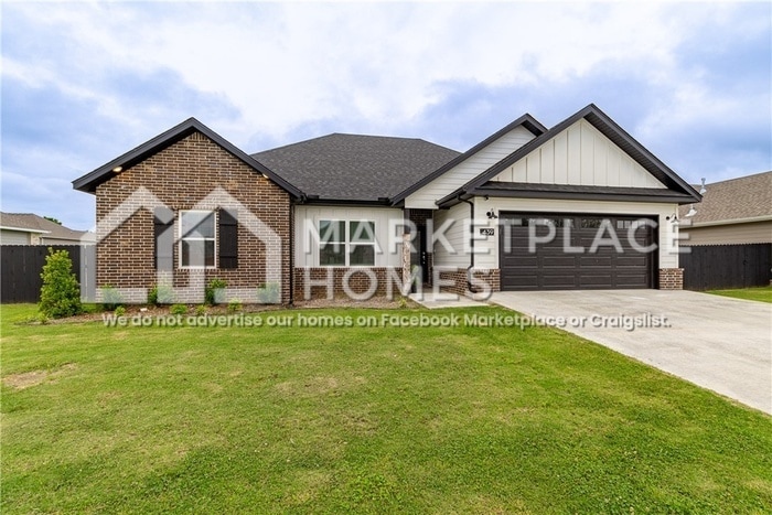 Photo - 439 N Otoe St