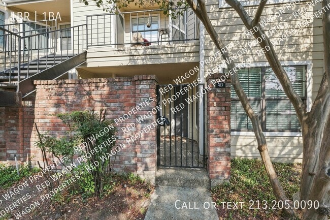 Photo - 11610 Vance Jackson Road413- House