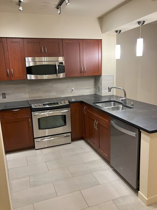 Foto del edificio - 5450 Leary Ave NW