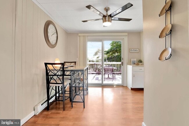 Building Photo - 2 br, 2 bath Condo - 216 E 4th Ave
