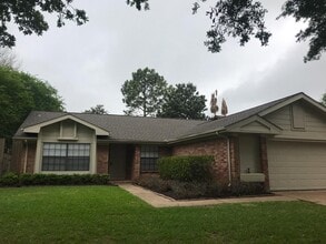 Building Photo - 3310 Stillmeadow Dr