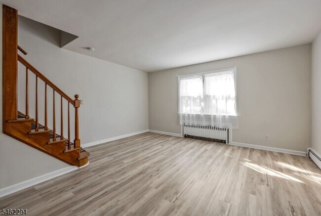 Foto del edificio - 122 Westview Ave