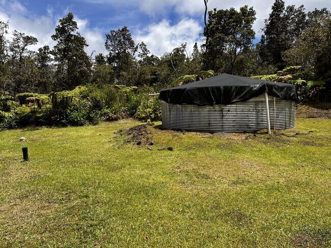 Building Photo - 11-3235-3235 Alaula St