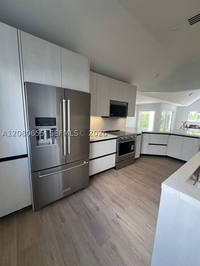 Foto del edificio - 211 SW 29th Rd