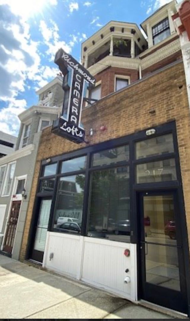 Foto del edificio - 217 E Grace St