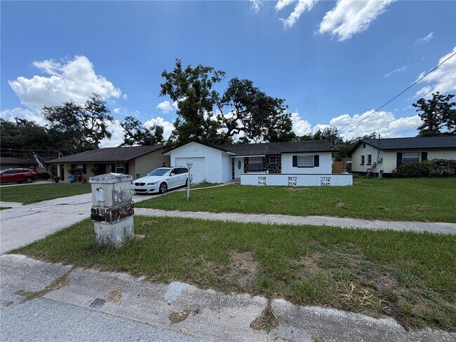 Foto del edificio - 7323 Ponderosa Dr